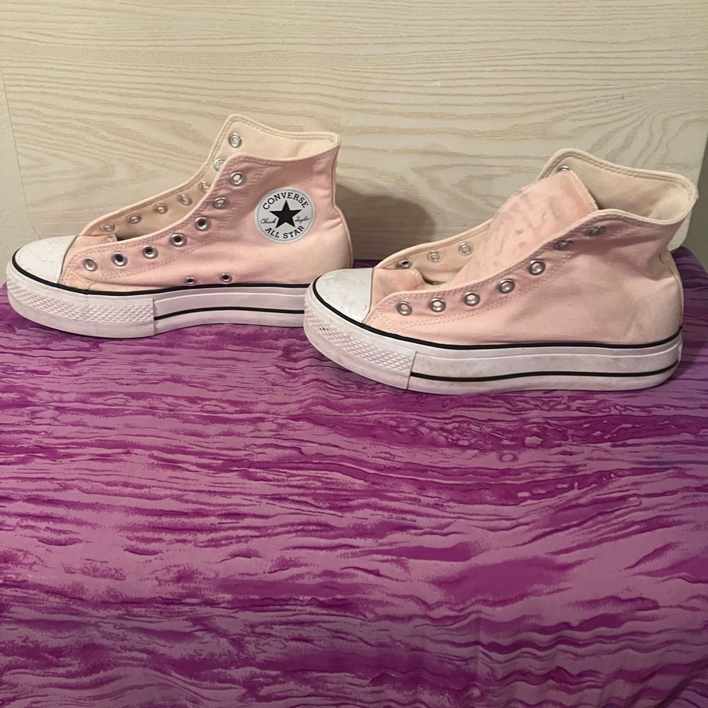 Converse Women's Pink High-Top Sneakers